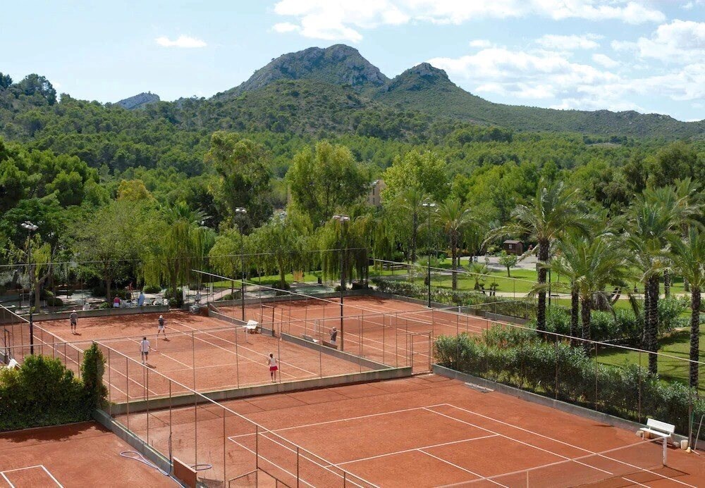 Территория Beach Club Font De Sa Cala 4*